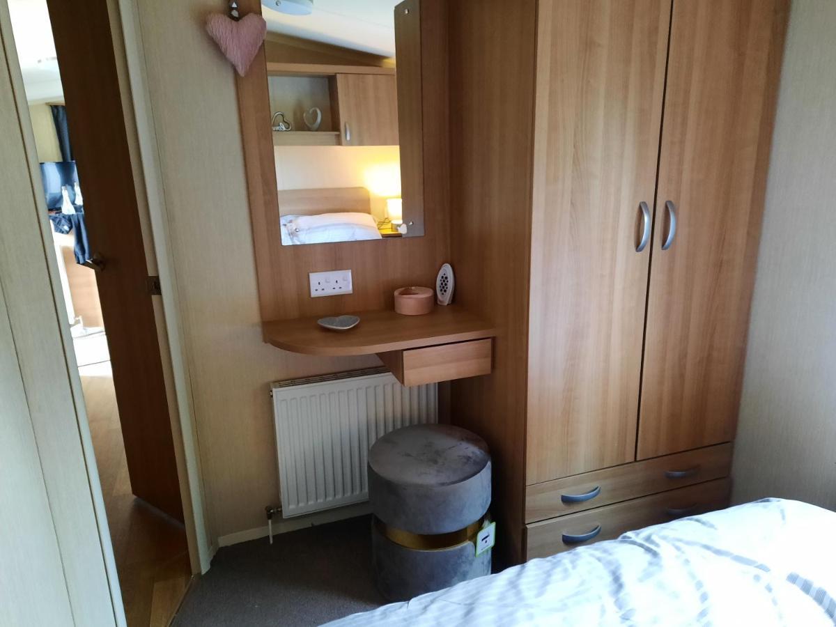 Haggerston Castle 3 Bedroom Deluxe Holiday Home Cheswick  Екстериор снимка
