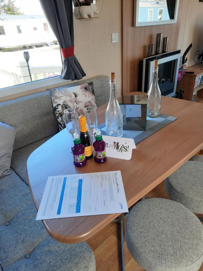 Haggerston Castle 3 Bedroom Deluxe Holiday Home Cheswick  Екстериор снимка