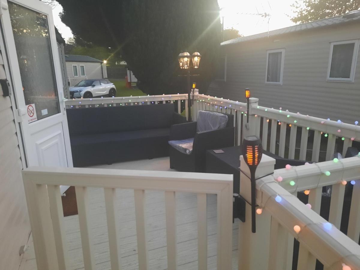 Haggerston Castle 3 Bedroom Deluxe Holiday Home Cheswick  Екстериор снимка