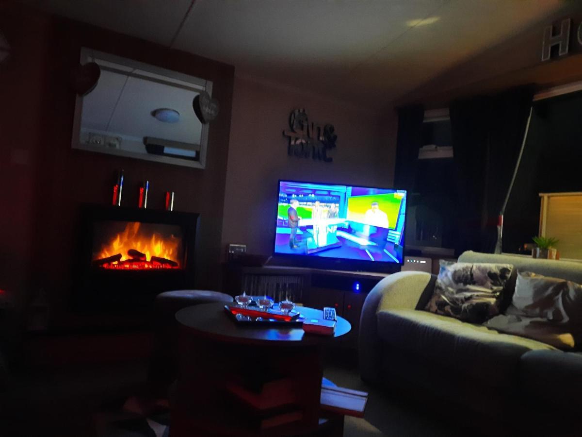 Haggerston Castle 3 Bedroom Deluxe Holiday Home Cheswick  Екстериор снимка