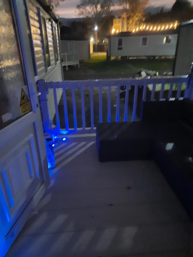 Haggerston Castle 3 Bedroom Deluxe Holiday Home Cheswick  Екстериор снимка