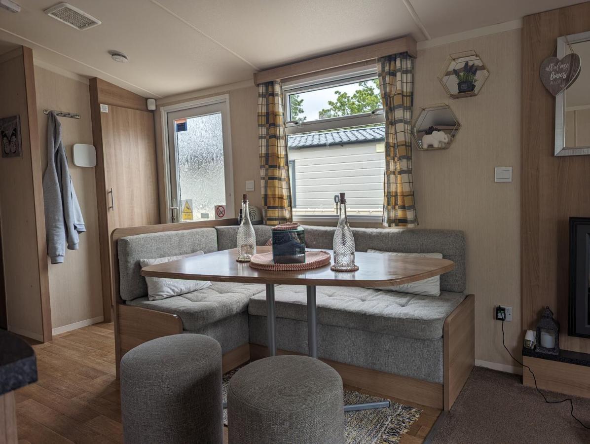 Haggerston Castle 3 Bedroom Deluxe Holiday Home Cheswick  Екстериор снимка