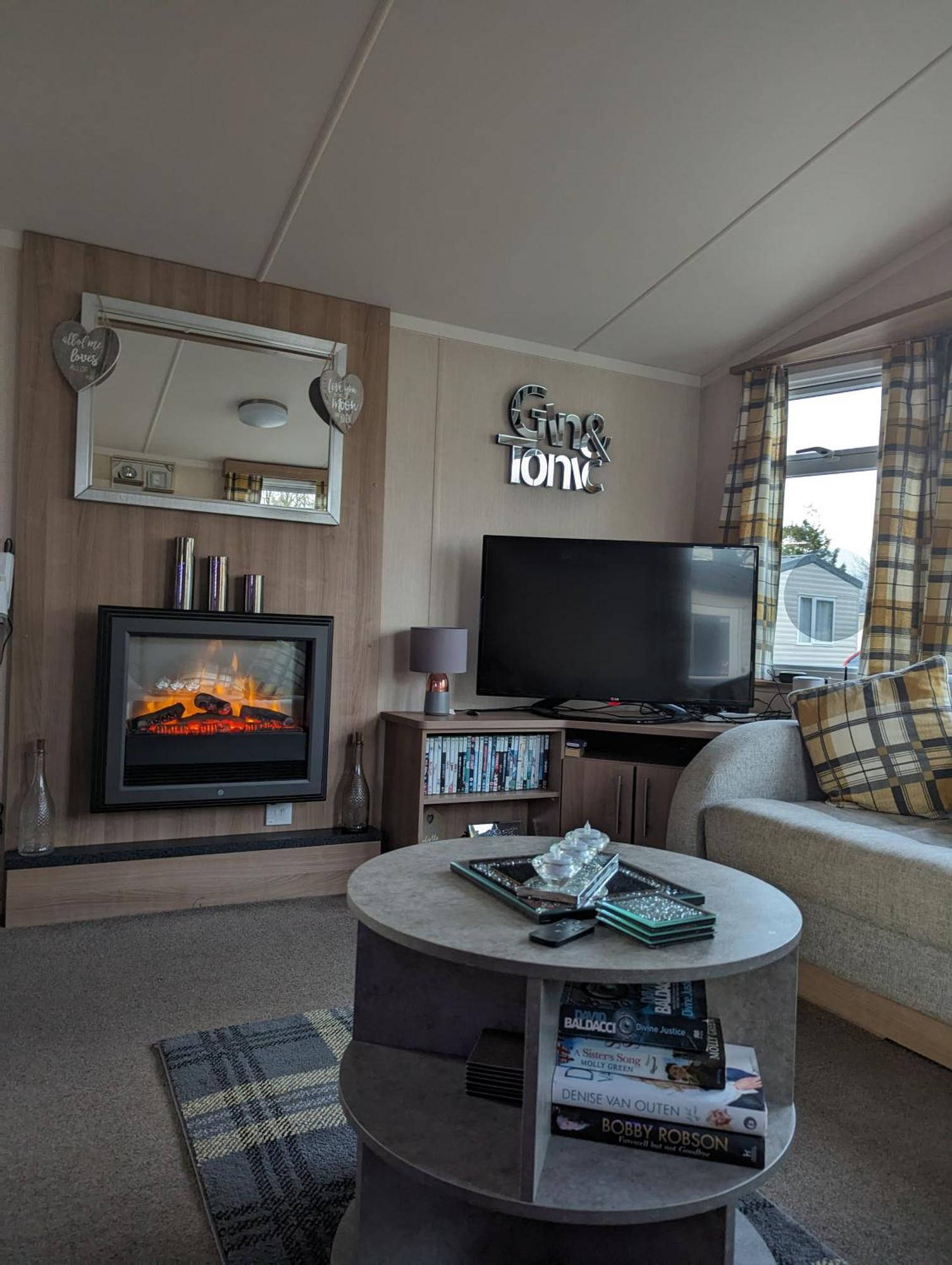 Haggerston Castle 3 Bedroom Deluxe Holiday Home Cheswick  Екстериор снимка